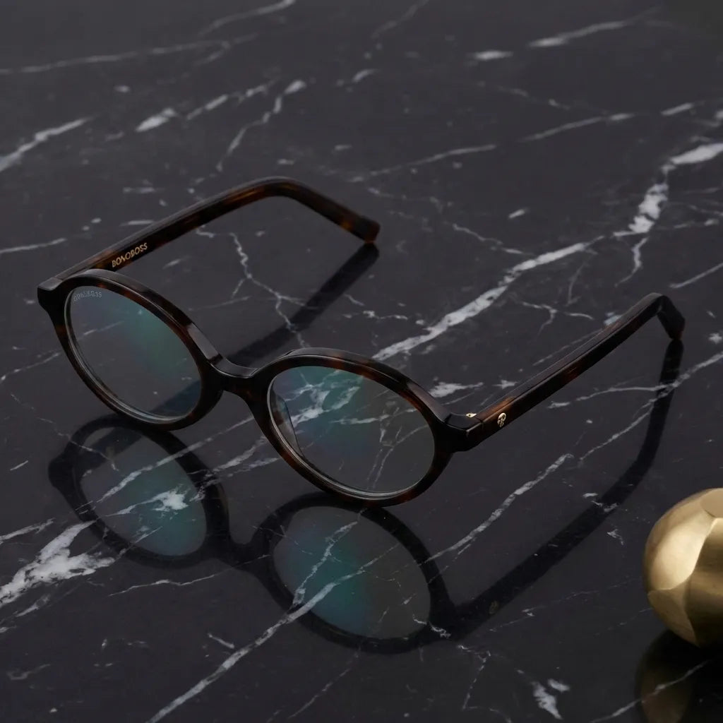 Lentes opticos Guapi Carey sobre marmol negro elegante antirreflex receta optica bio-acetato Bonoboss #editorial_marmol-negro #color_carey