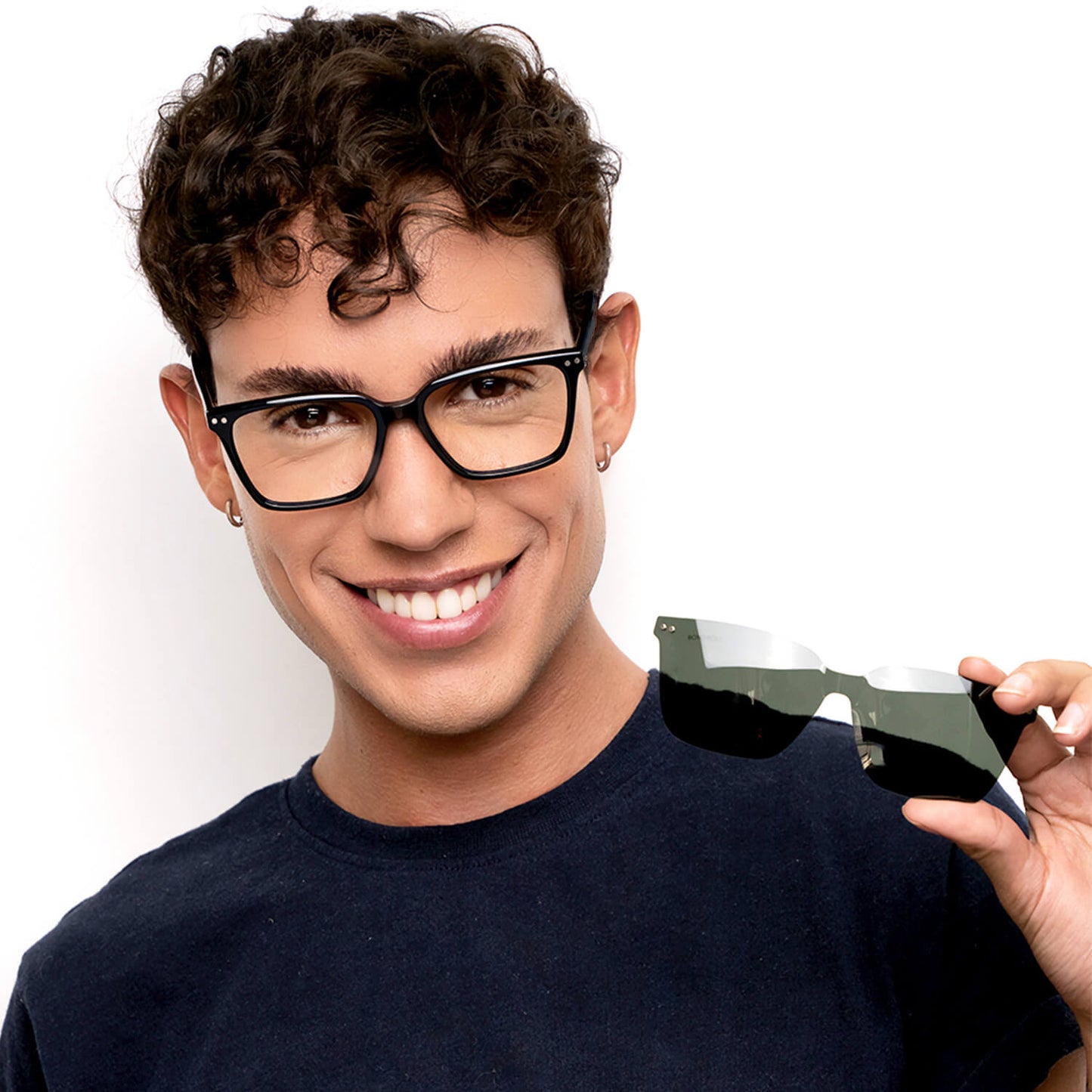 Modelo Kai Kai Clip lentes ópticos clip on negro azabache frontal unisex #color_negro