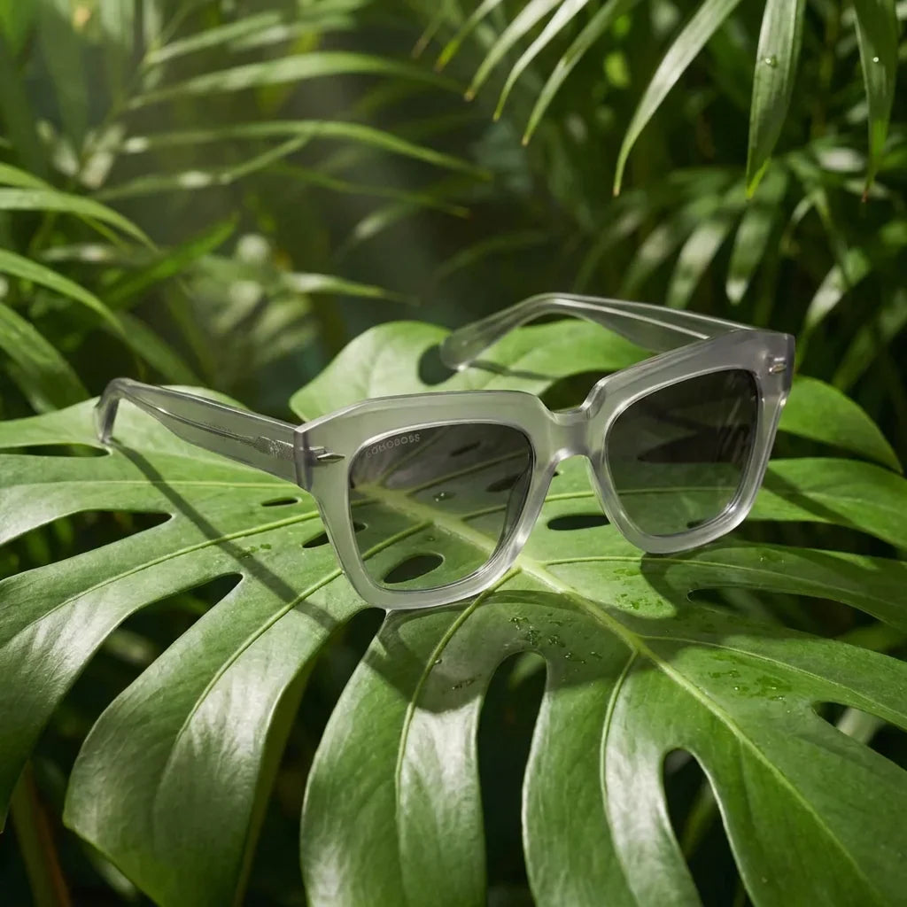 Acabado transparente Selkie Vintage lentes de sol UV400 unisex frontal #color_transparente