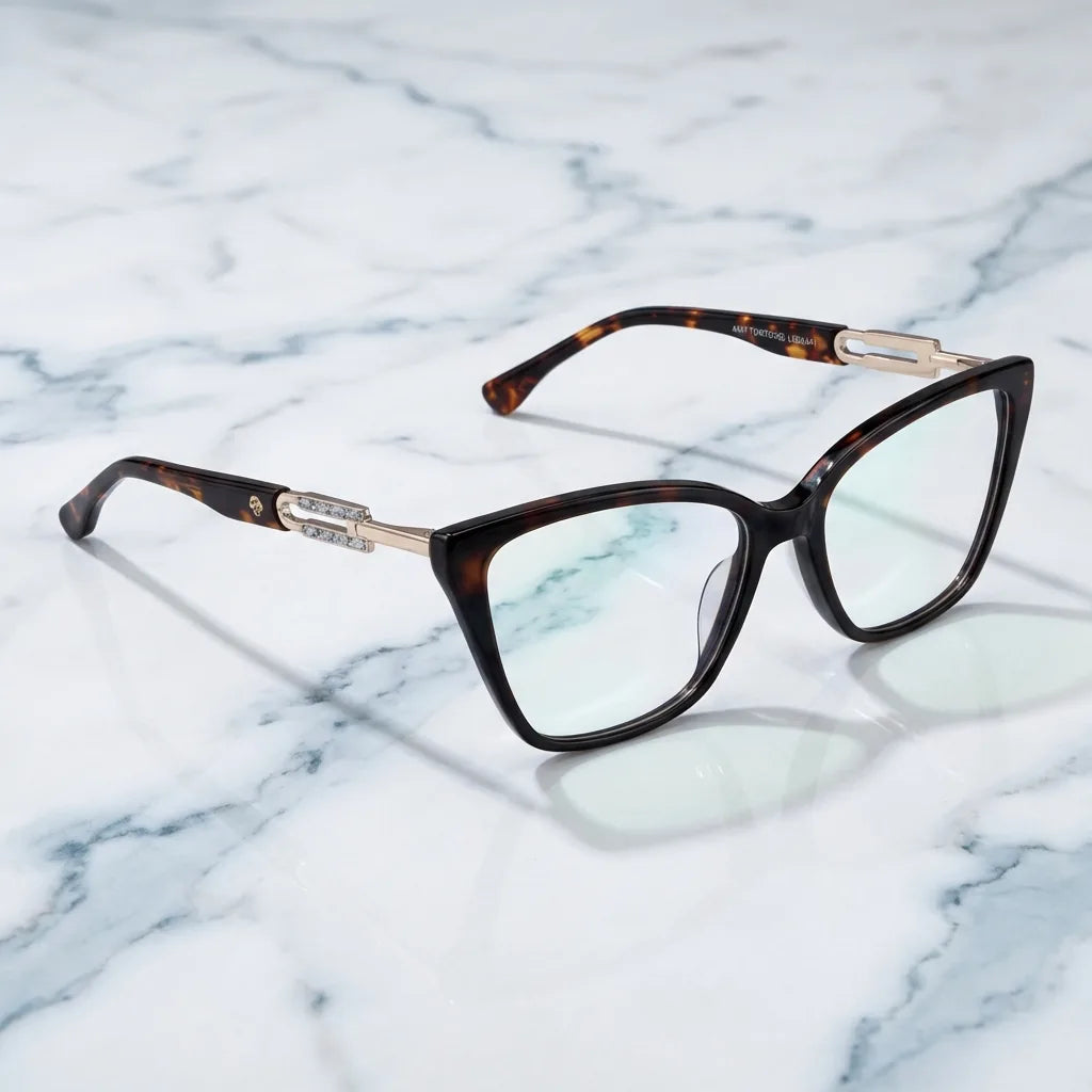 Lentes ópticos Amy Carey sobre mármol blanco elegante armazón premium Bonoboss #editorial_armazon #color_carey