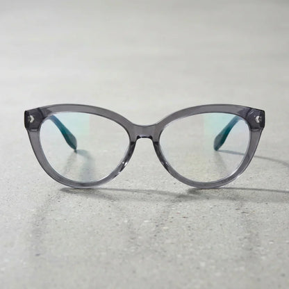 Lentes ópticos Aurora Gris sobre superficie premium calidad premium receta Bonoboss #editorial_banner_confianza #color_gris