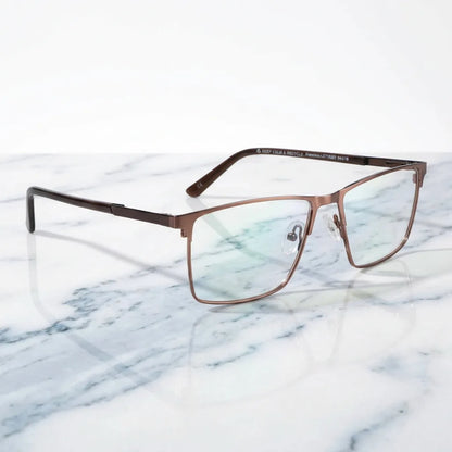 Lentes ópticos Francisco Brown sobre mármol blanco elegante armazón premium Bonoboss #editorial_armazon #color_brown