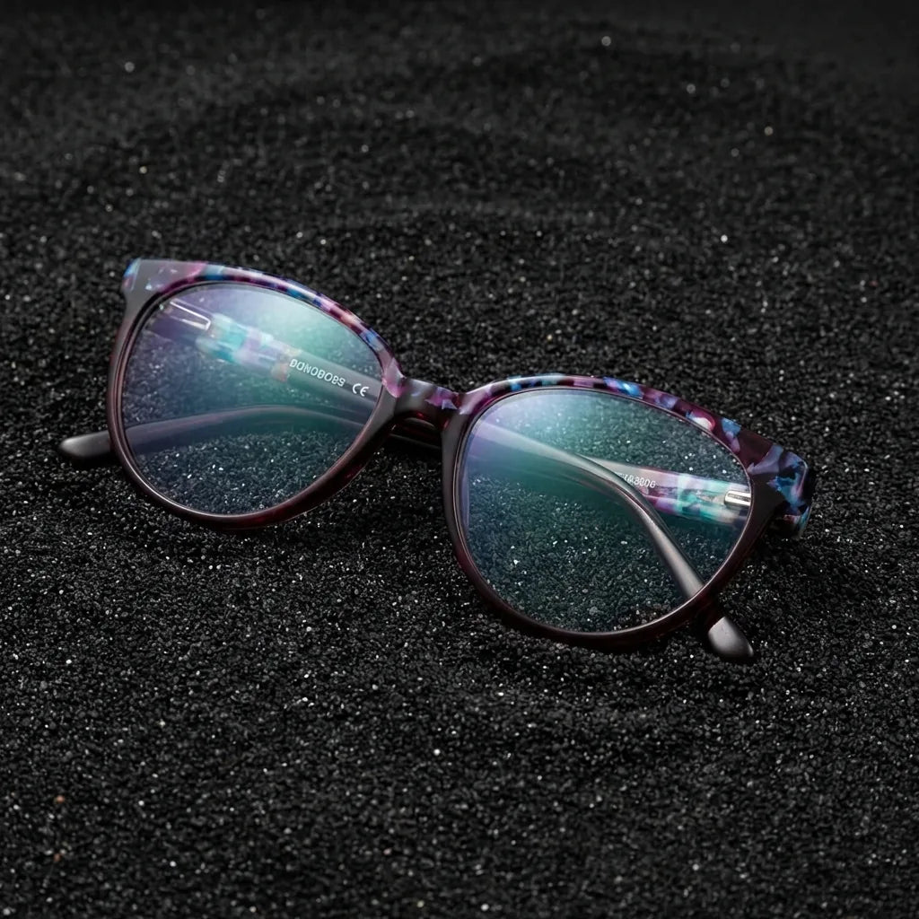 Lifestyle hombre Hanga Roa lentes con receta mosaico #color_mosaico