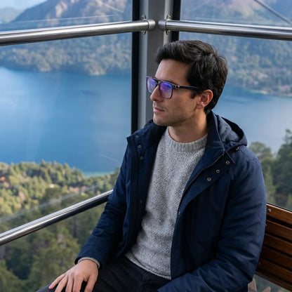 Vista frontal de Nehuén armazones ópticos color azul para hombre y mujer #color_azul