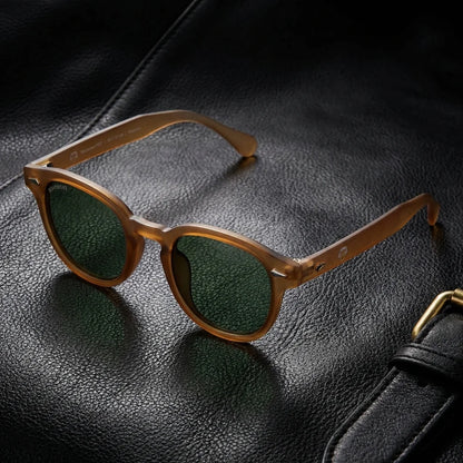 Waimea RPET gafas de sol madera café perspectiva 3/4 para hombre y mujer #color_brown