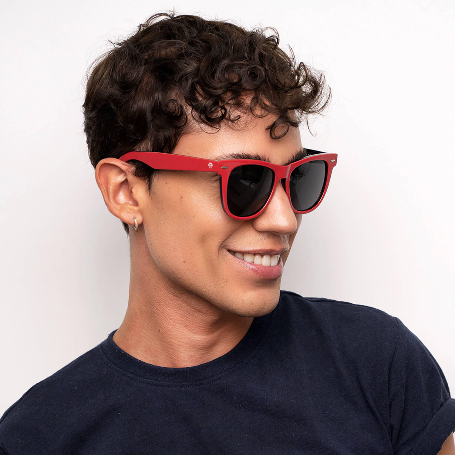 Rojo Valencia lentes de sol mujer vista de frente #color_rojo